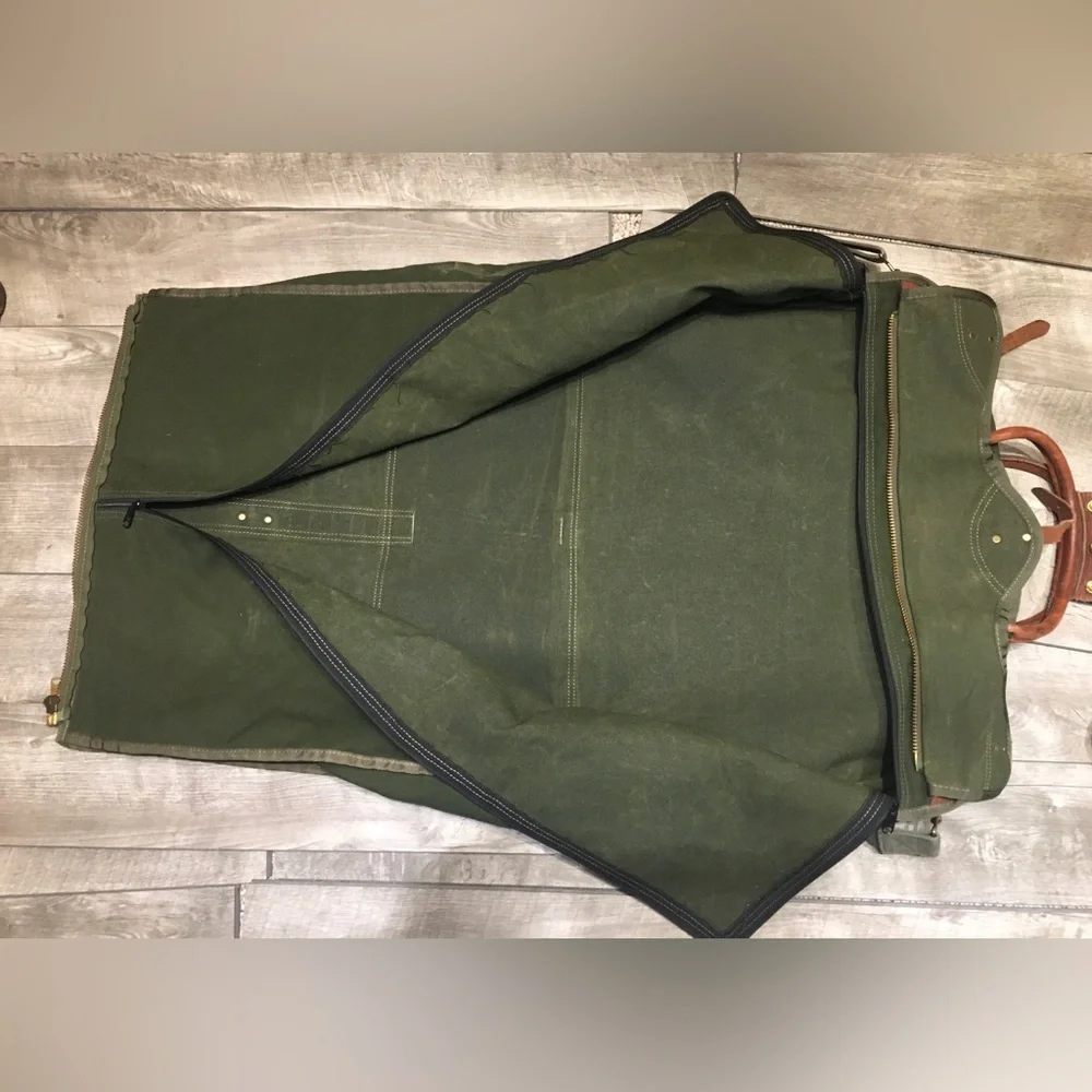 Diamond Bluff Battenkill Leather Duffel Travel Garment Clothing Bag Vintage USA